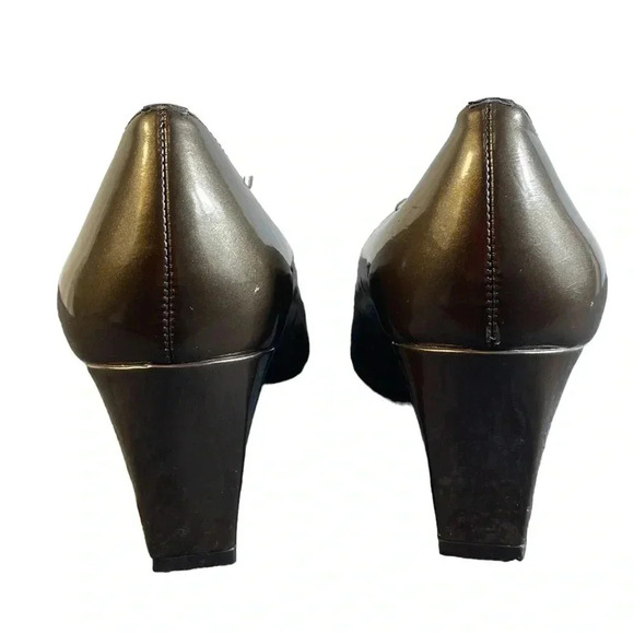 Tahari Lucy Square Toe Bow Chunky Heels Size 7.5 - Picture 5 of 9